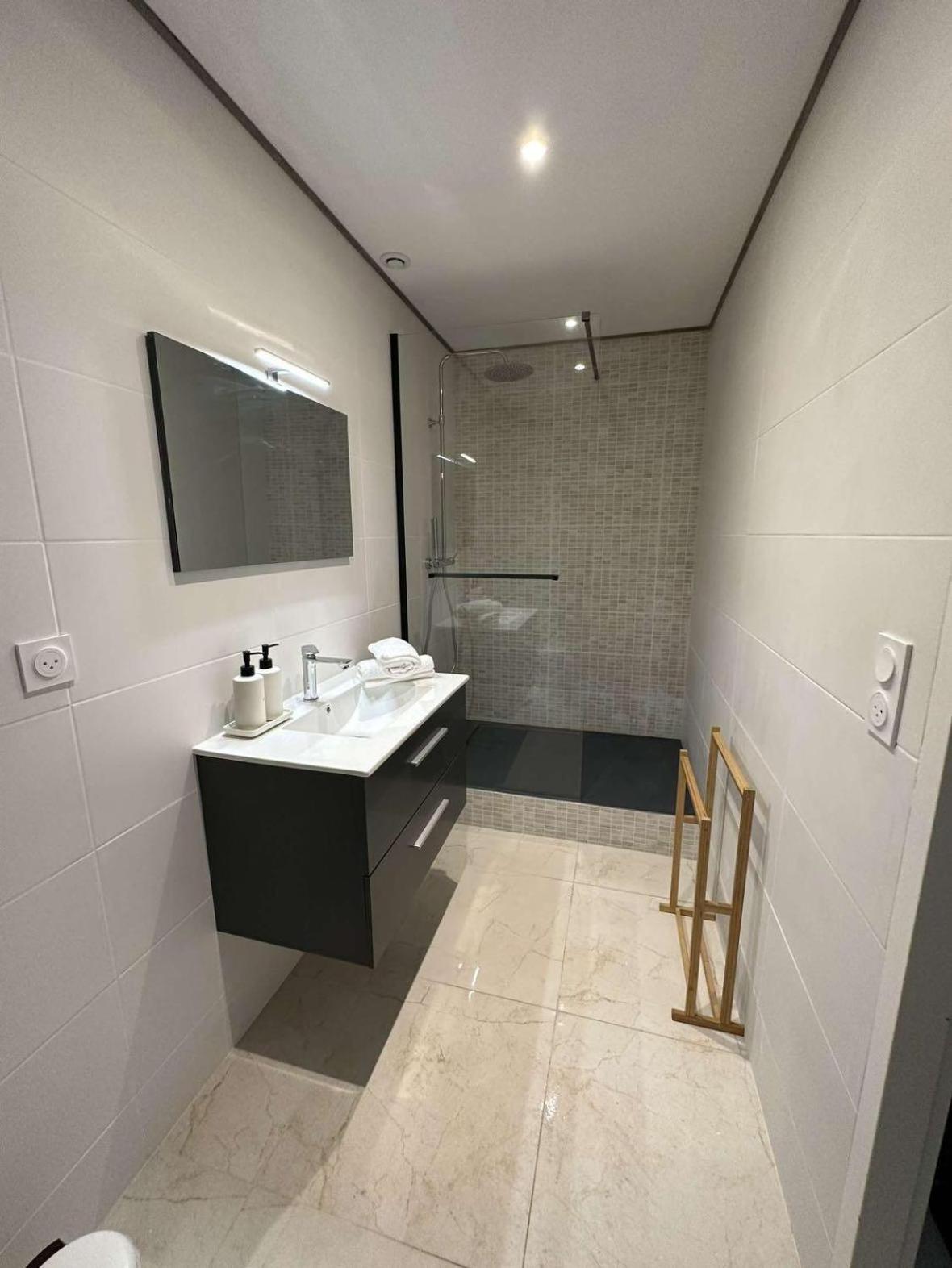 My Suite Bourgoin-Jallieu Exterior photo